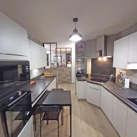 Les Carmes דירה *